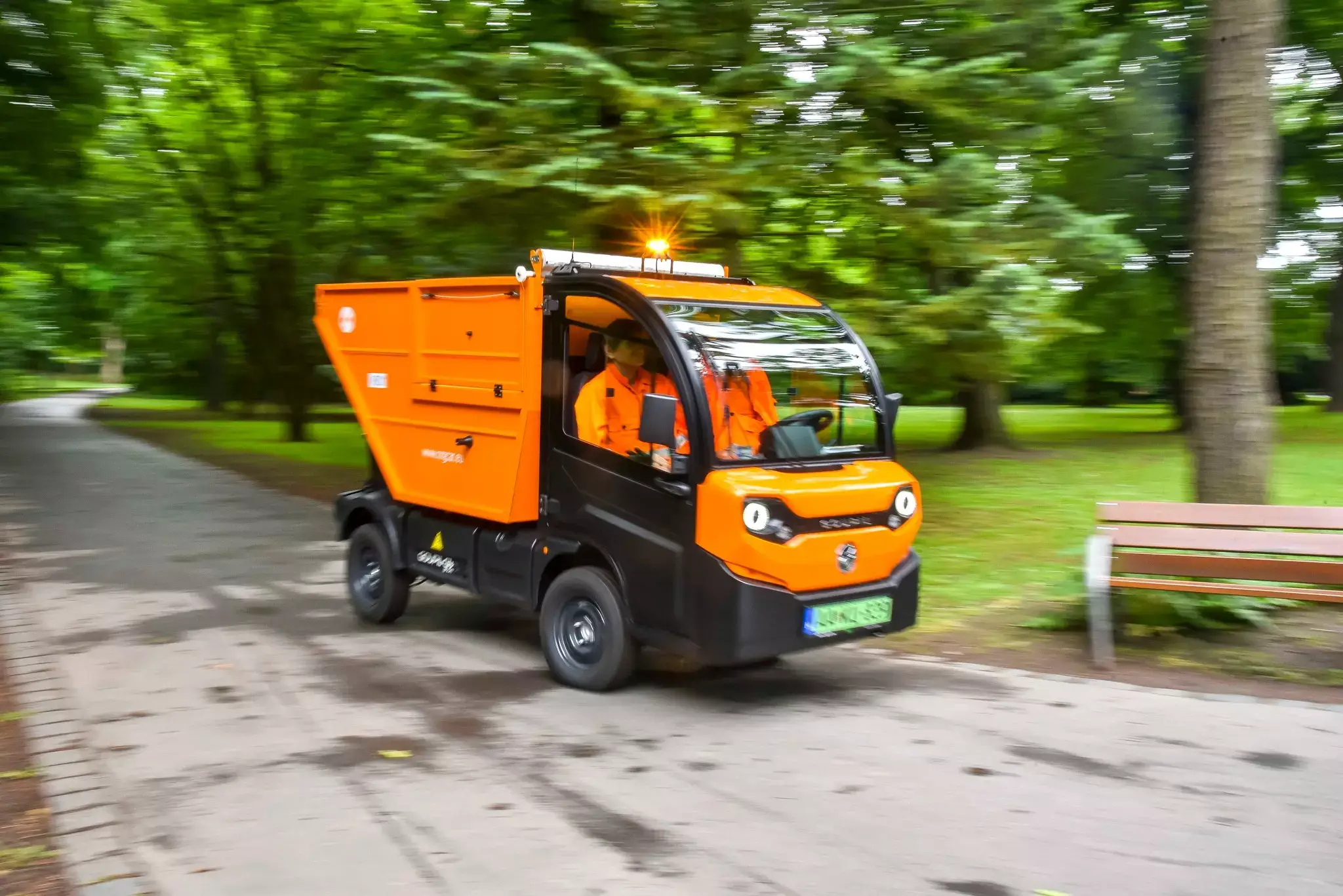 2023-06-07-fkf-elektromos-hulladekgyujto-jarmuvek-02